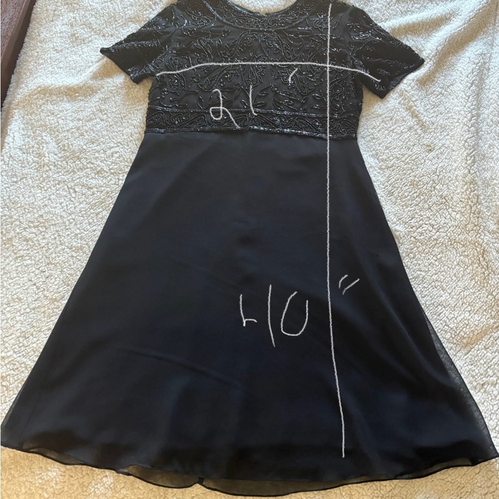 Elegant Black Beaded Dress - Picture 6 of 6